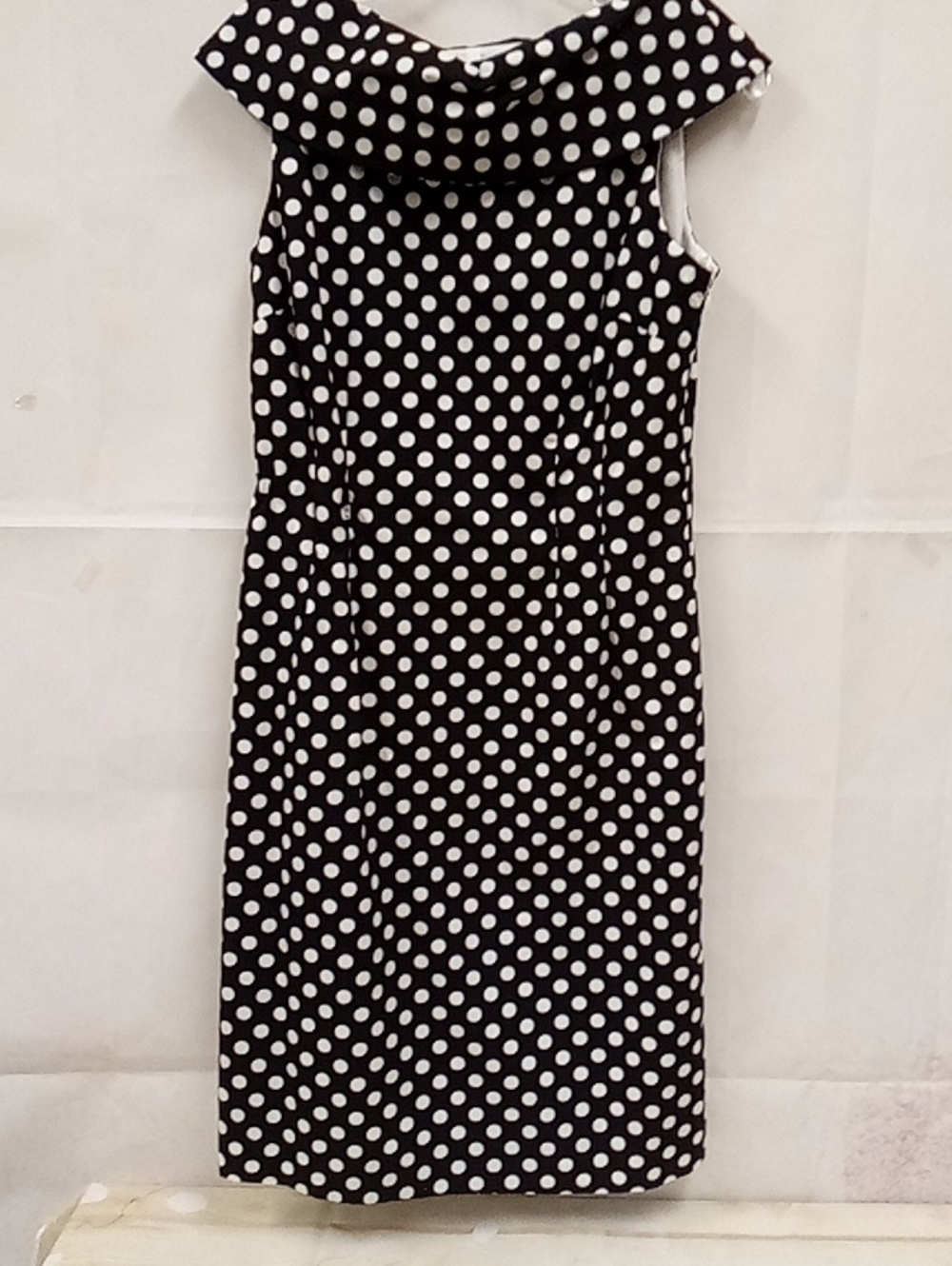 Polka Dot Sleeveless Dress 1136p